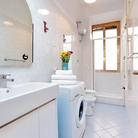 Authentic Family Apartment Rom